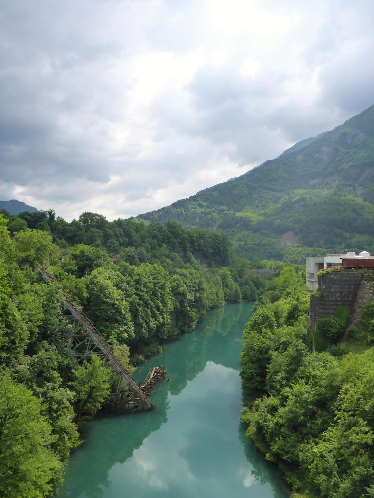 Le pont détruit de Jablanica, reconstitué pour le très célèbre film "La bataille de la Neretva"